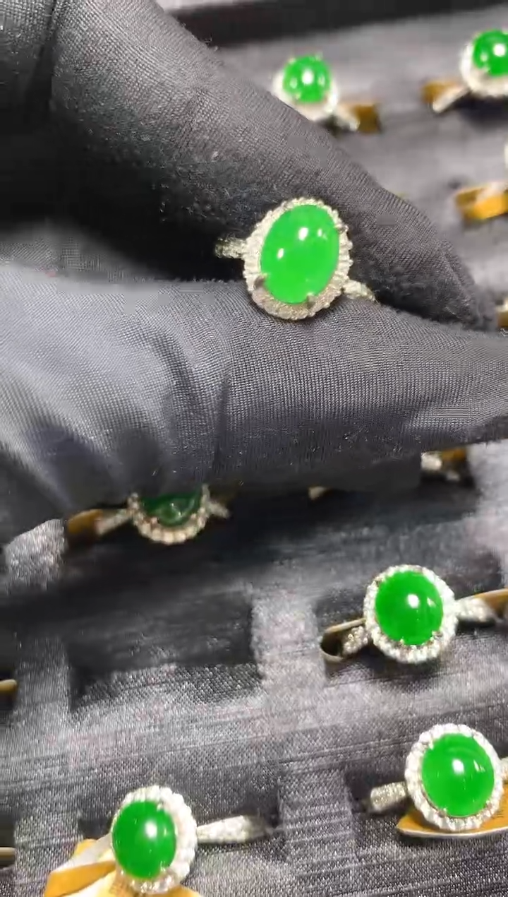 【闪购商品】定制翡翠未镶嵌65定制翡翠-多样性发货（发其一）