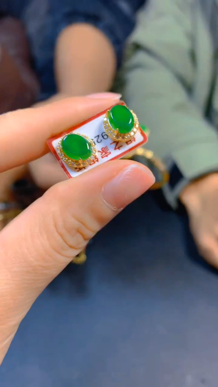 【闪购商品】翡翠耳饰银S925镶嵌0850405592多样性发一