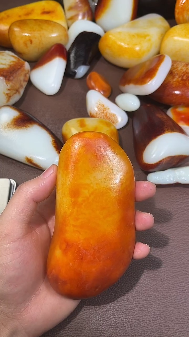 未镶嵌和田玉把件厚**物和田玉7