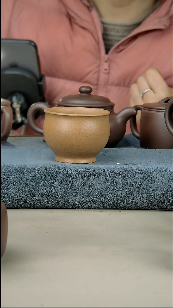 茶壶紫砂120梨皮黄段杯子