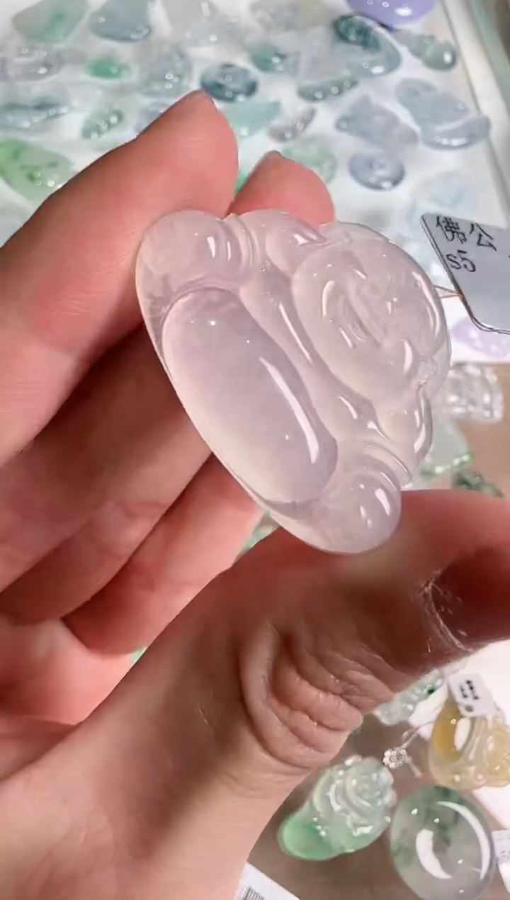 【闪购商品】翡翠吊坠(不含链)未镶嵌··