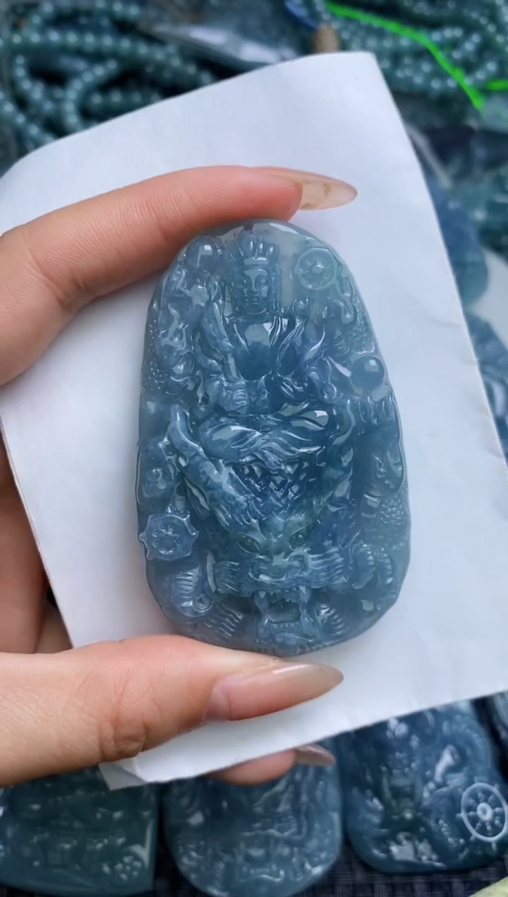 【闪购商品】翡翠颈饰未镶嵌