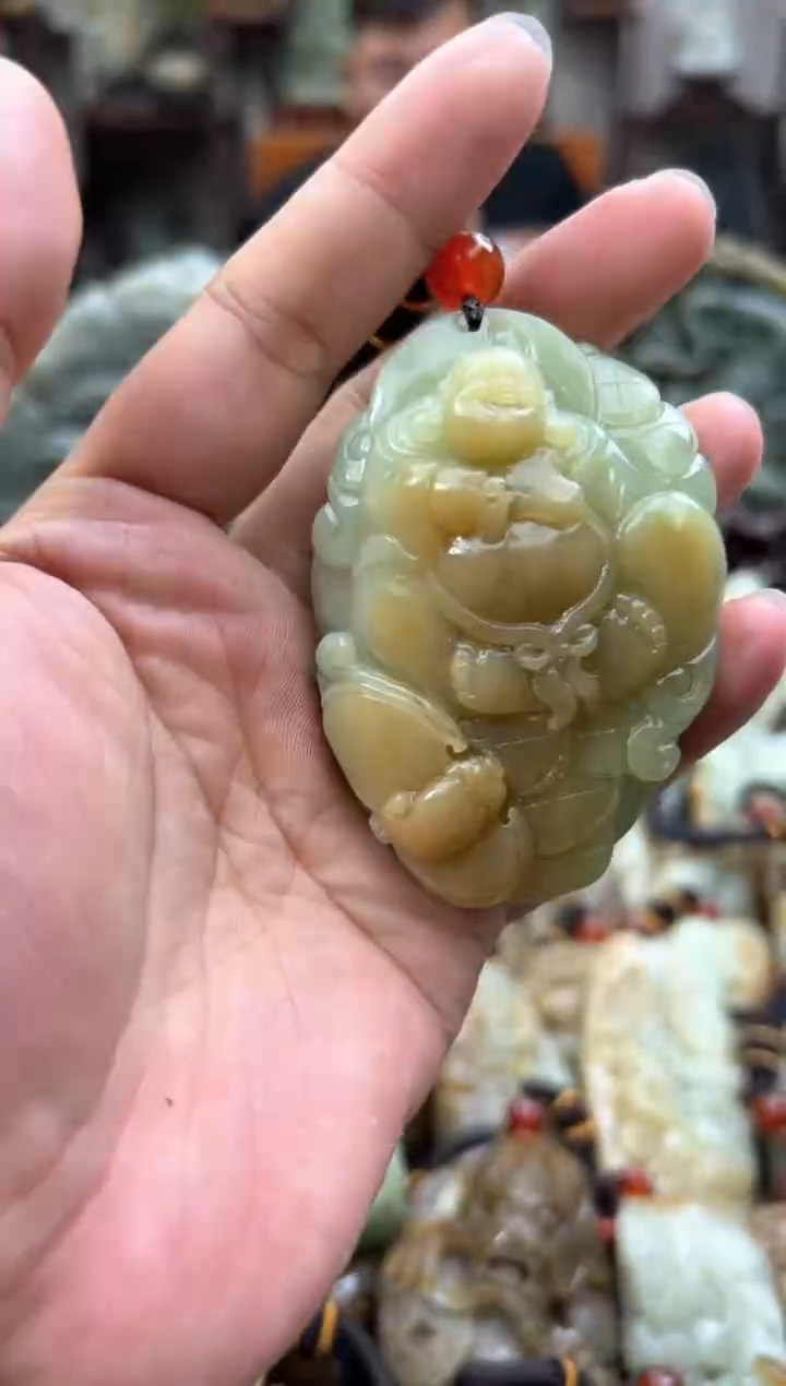 和田玉未镶嵌把件1