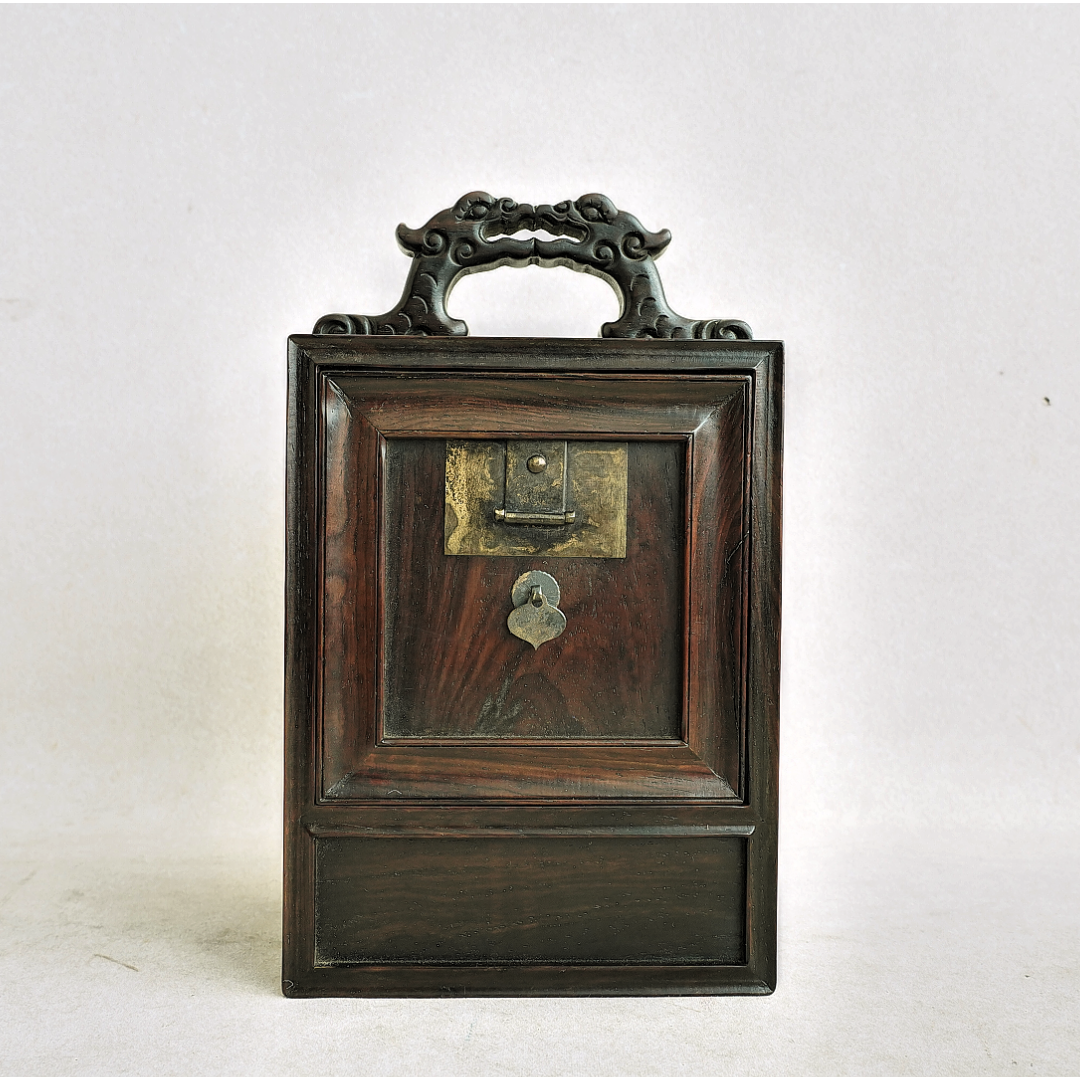 文华开物第195期拍品 4 清代 红木多宝提盒