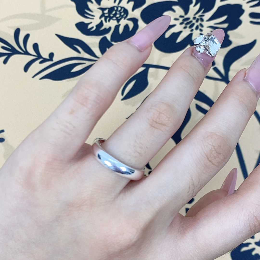 【抓紧处理】定制重工款气质风年味生肖挂饰504 泥鳅背