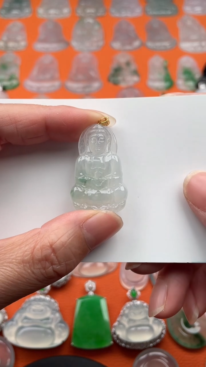 【闪购商品】翡翠颈饰18K金镶嵌18K观音