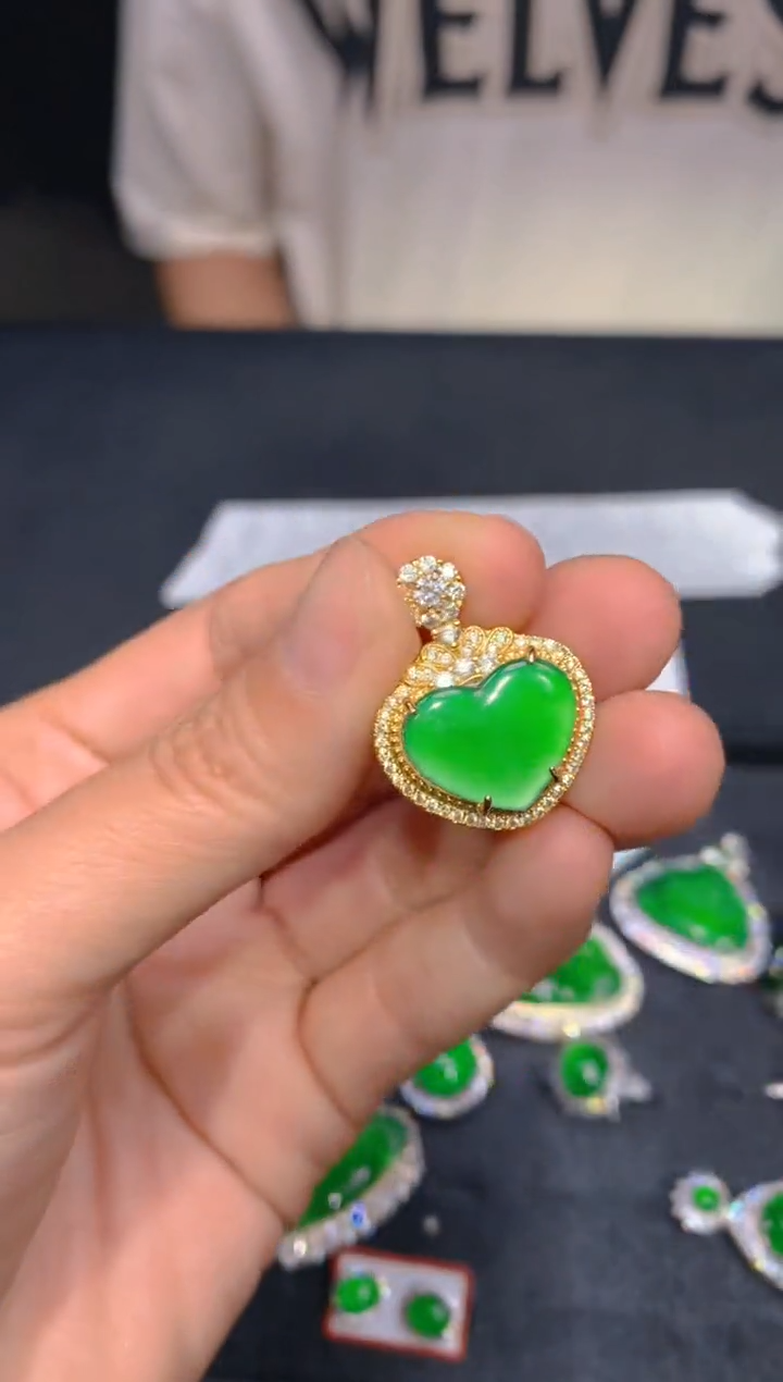 【闪购商品】定制翡翠未镶嵌153多样性发货（发其一）