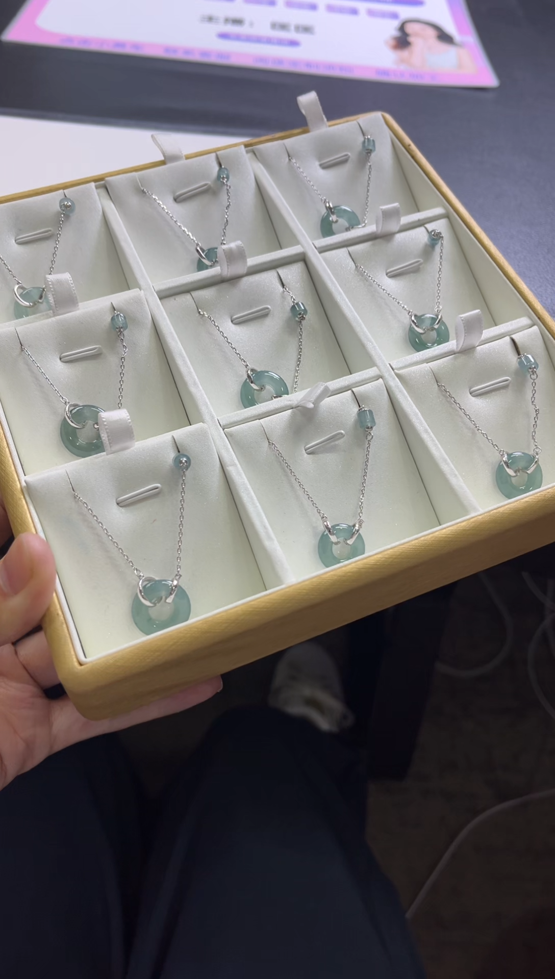 翡翠未镶嵌吊坠(赠链)A116 /多样性发一件