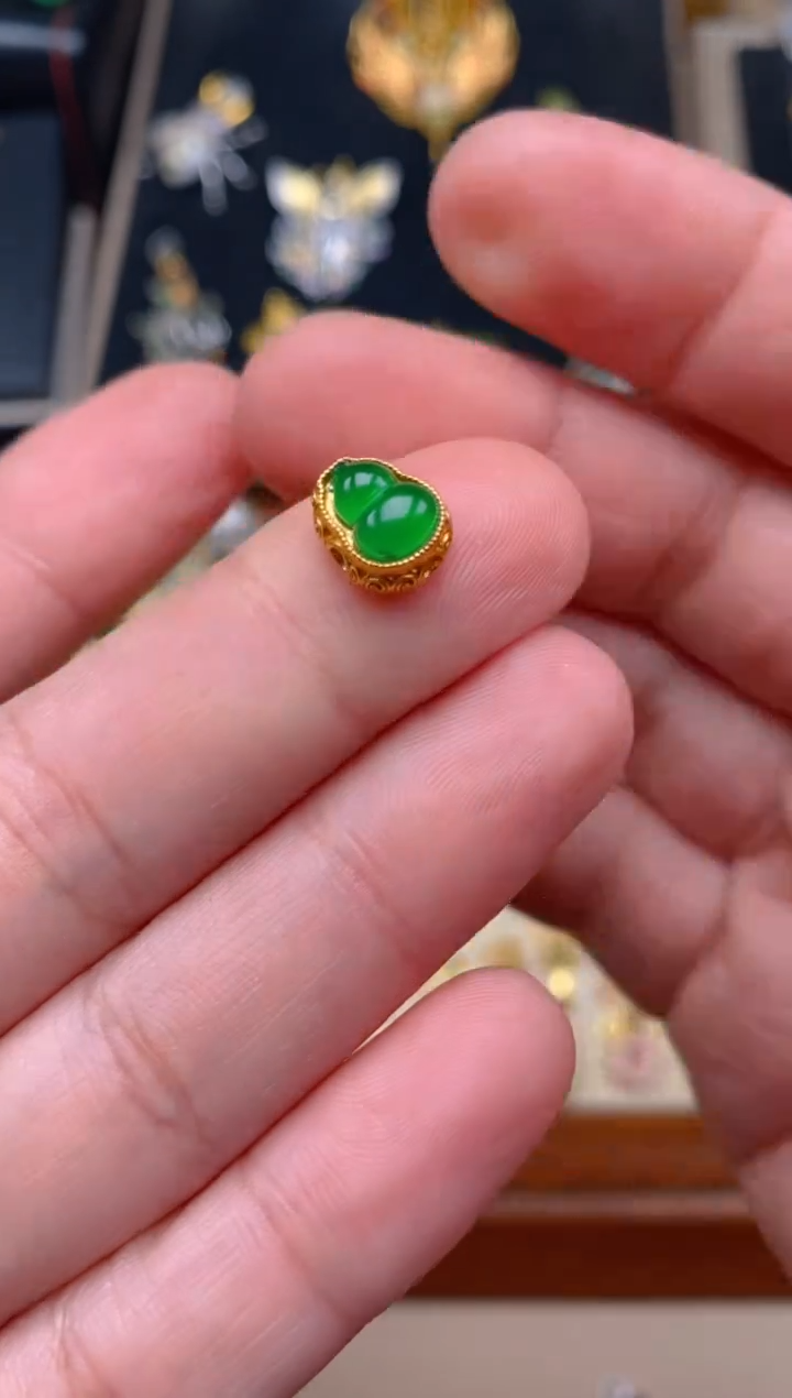 【闪购商品】翡翠颈饰银S925镶嵌葫芦