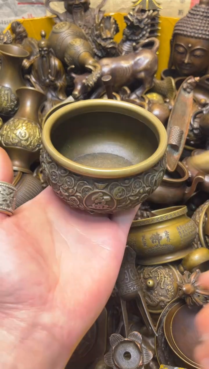 精美铜器，点击下单