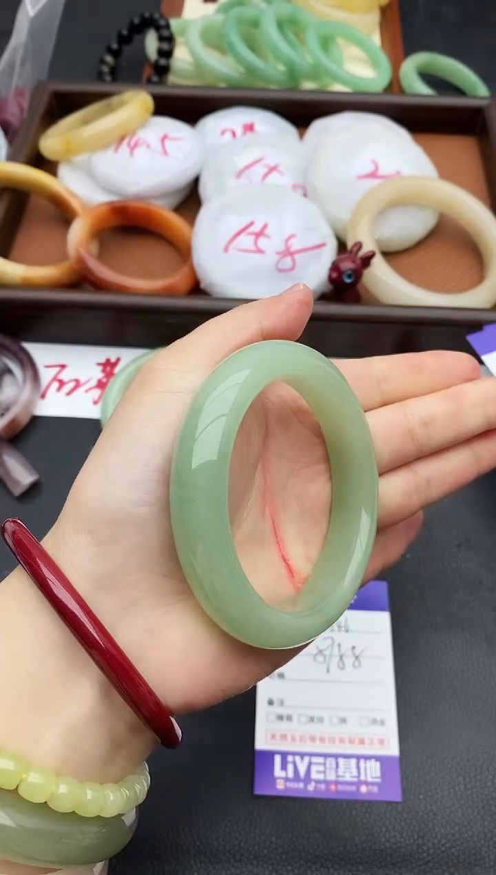 未镶嵌手镯石英质玉146+57/58