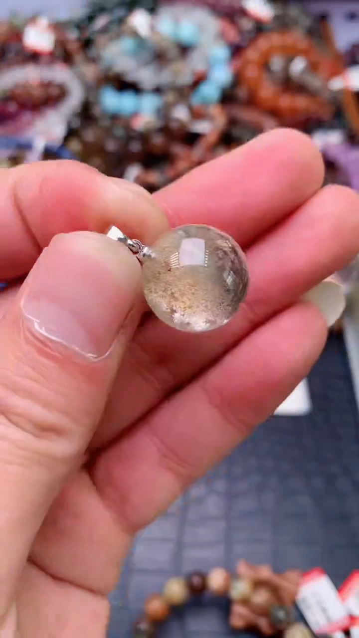 【闪购商品】水晶吊坠(赠链)合金33