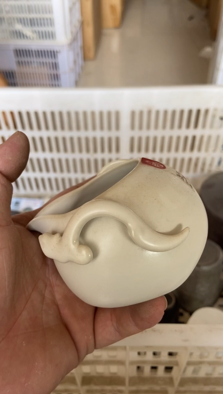 杯无运费险有瑕疵的摄影的产品有使用过的痕迹有点脏介意勿拍