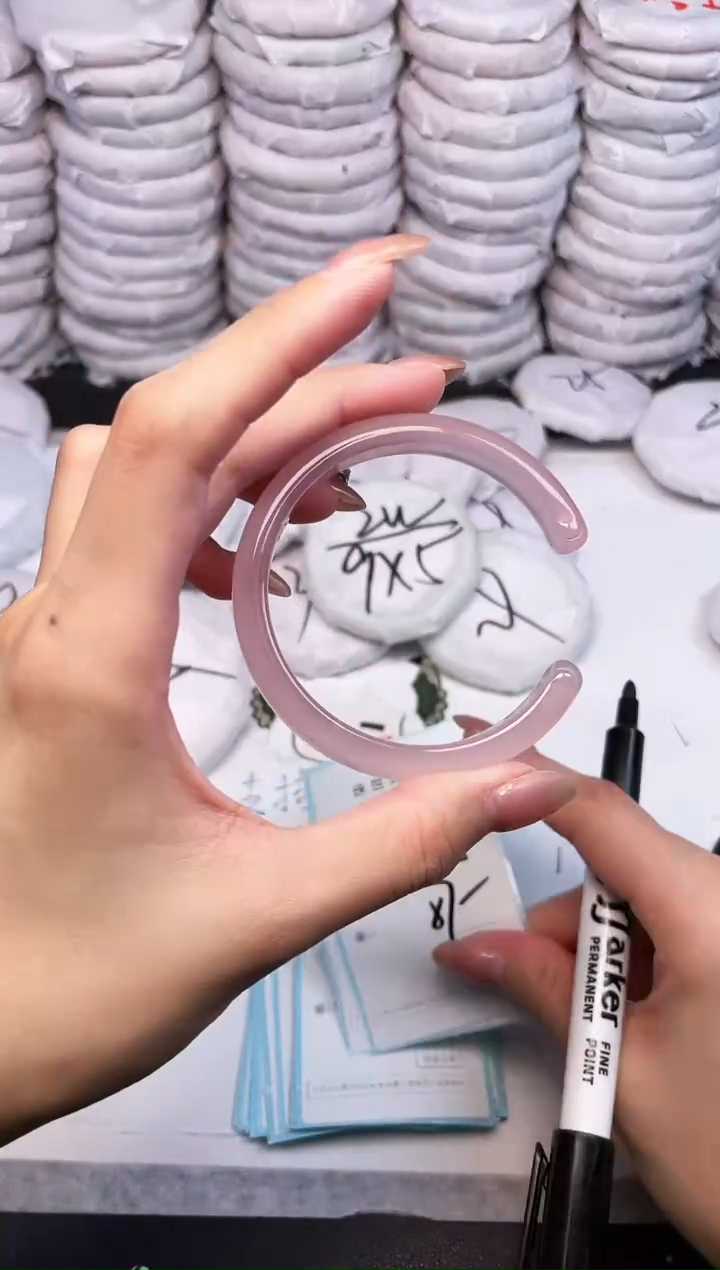 手镯玛瑙/玉髓未镶嵌3126