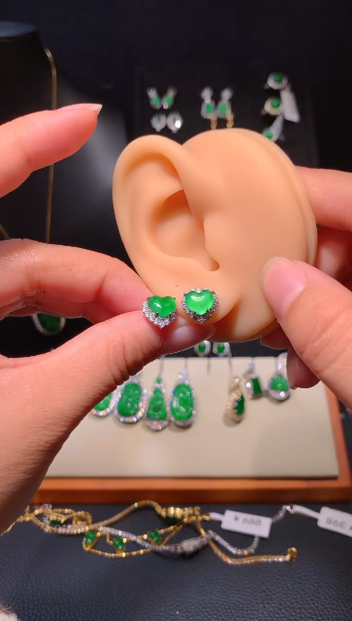 【闪购商品】翡翠耳饰银S925镶嵌多样性