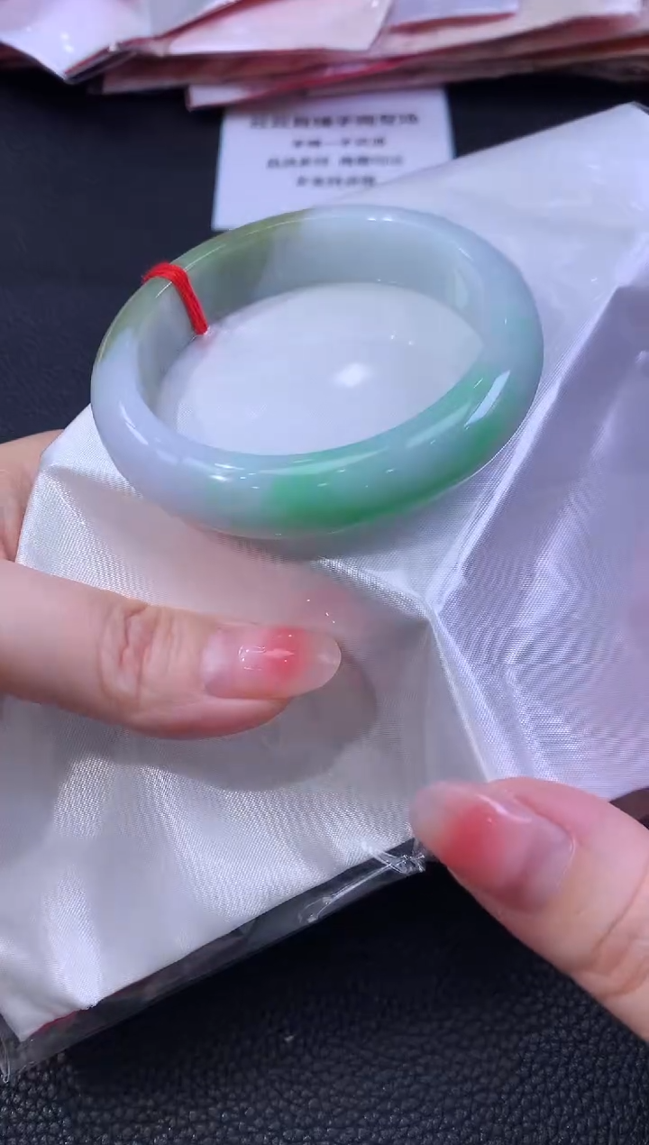 【闪购商品】翡翠手镯未镶嵌A20 翡翠