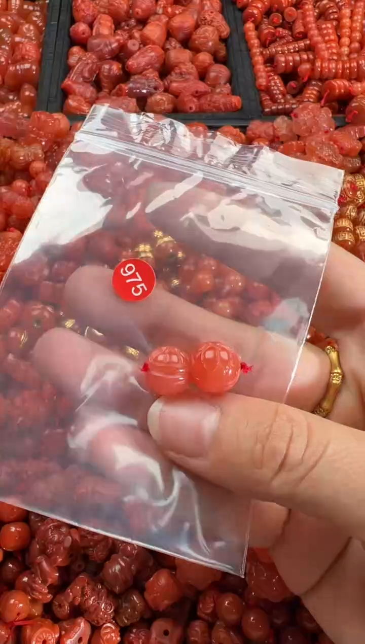 【闪购商品】南红玛瑙颈饰未镶嵌2