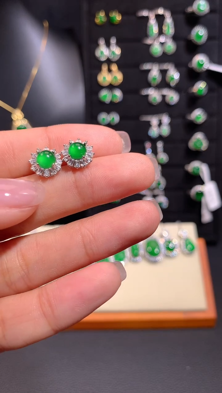 【闪购商品】翡翠耳饰银S925镶嵌多样性