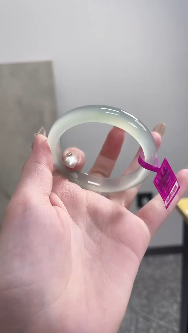 【闪购商品】玛瑙/玉髓手镯未镶嵌54圈 需要包容