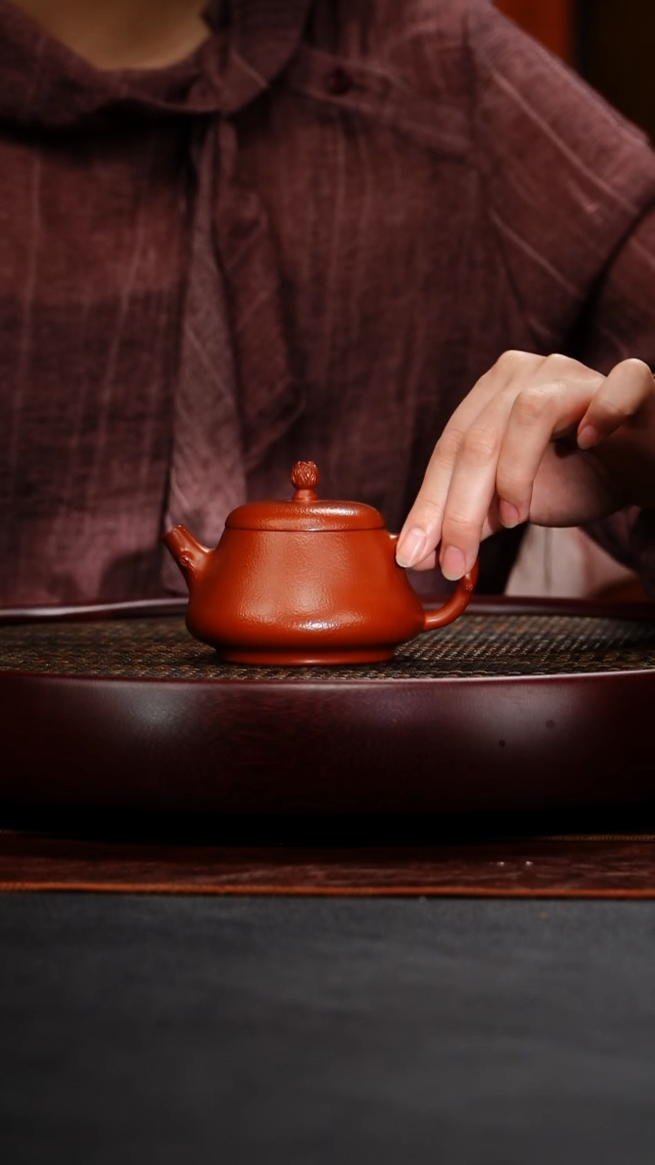 茶壶紫砂成进窑 石瓢94 朱泥锤纹 160毫升