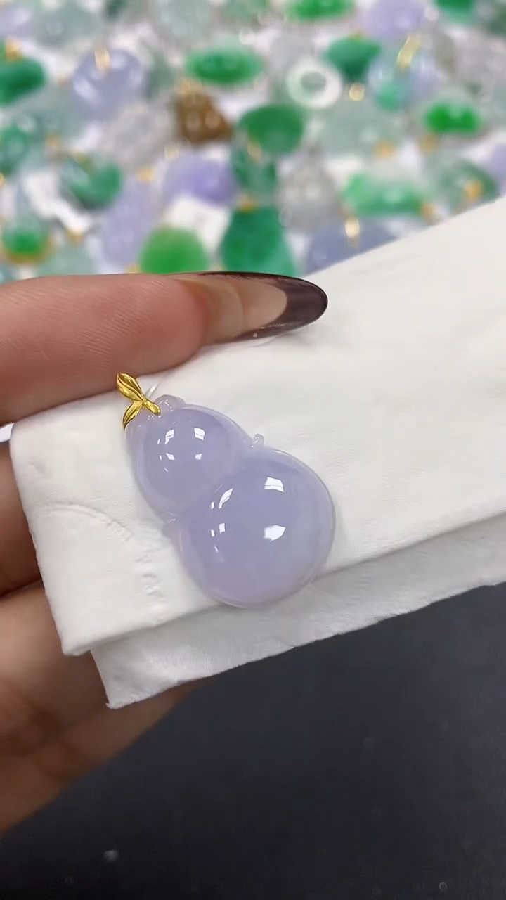 颈饰18K金镶嵌翡翠a货假一赔三支持复检百元上9元证书费自理