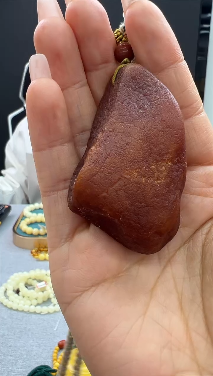 【闪购商品】琥珀颈饰未镶嵌88秒拍号