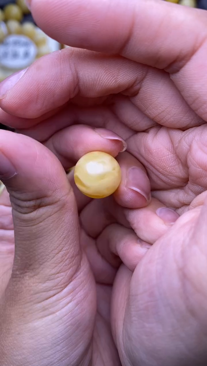 裸石琥珀未镶嵌大小姐珠宝25