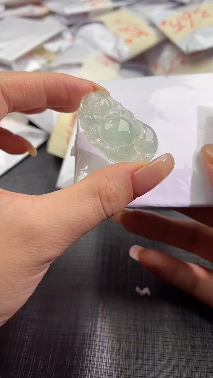 【闪购商品】翡翠颈饰未镶嵌100648820