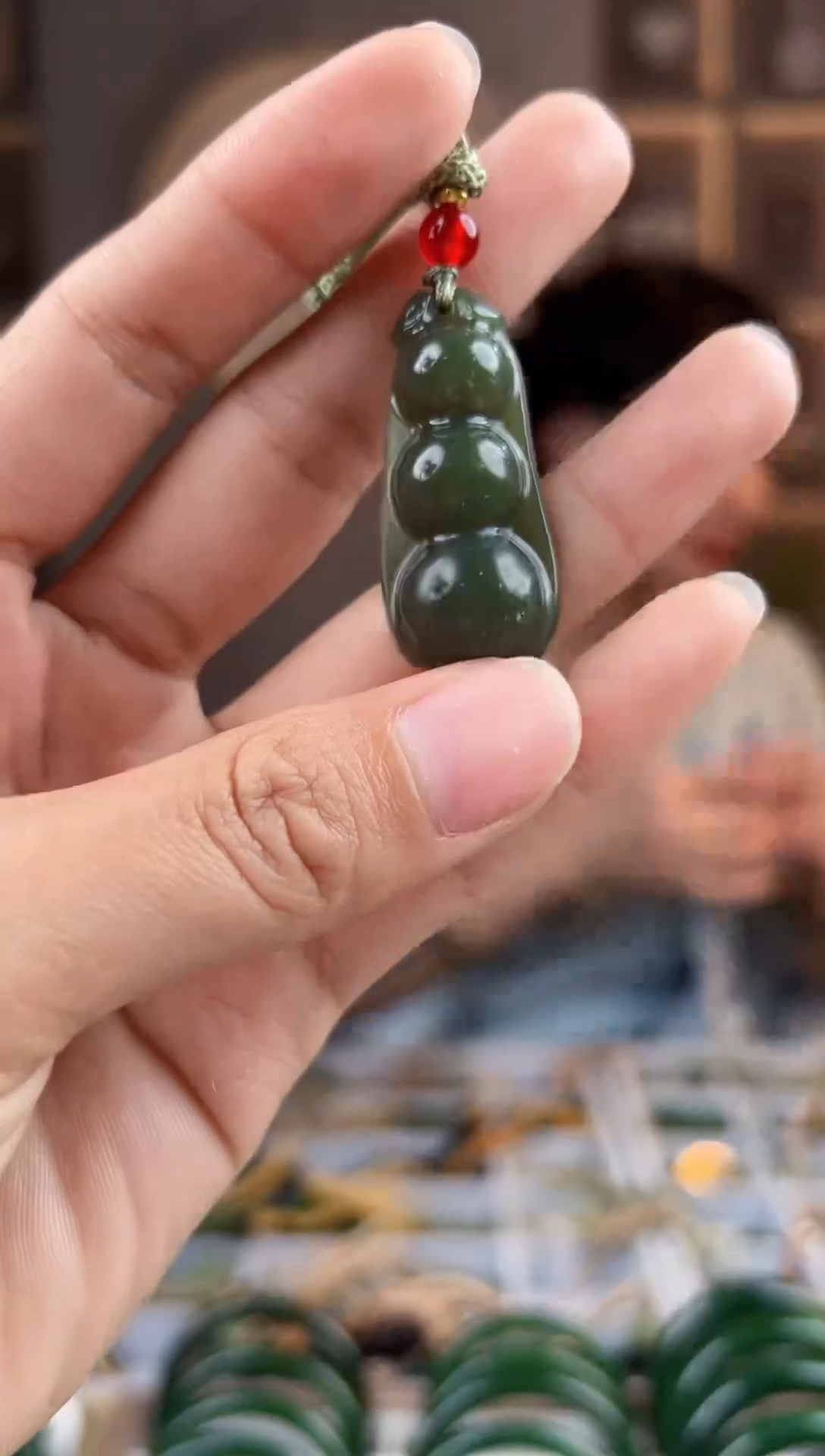 颈饰未镶嵌和田玉拍一发一，拍一发一