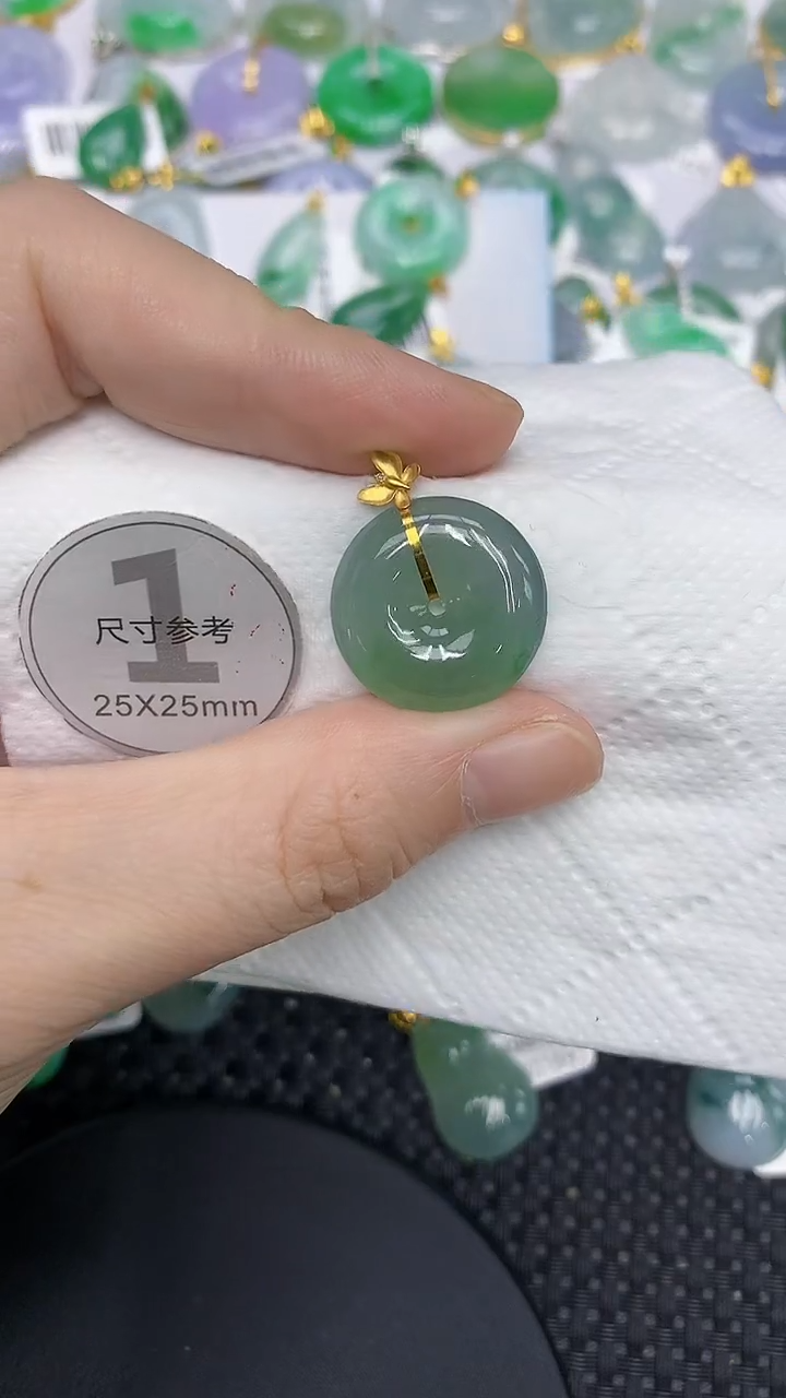 颈饰18K金镶嵌翡翠11111111