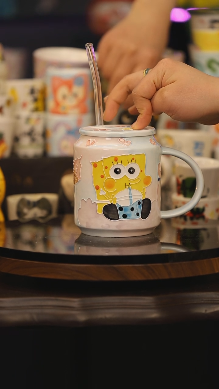 【闪购商品】摆件景德镇釉下彩绘设计师款式陶瓷