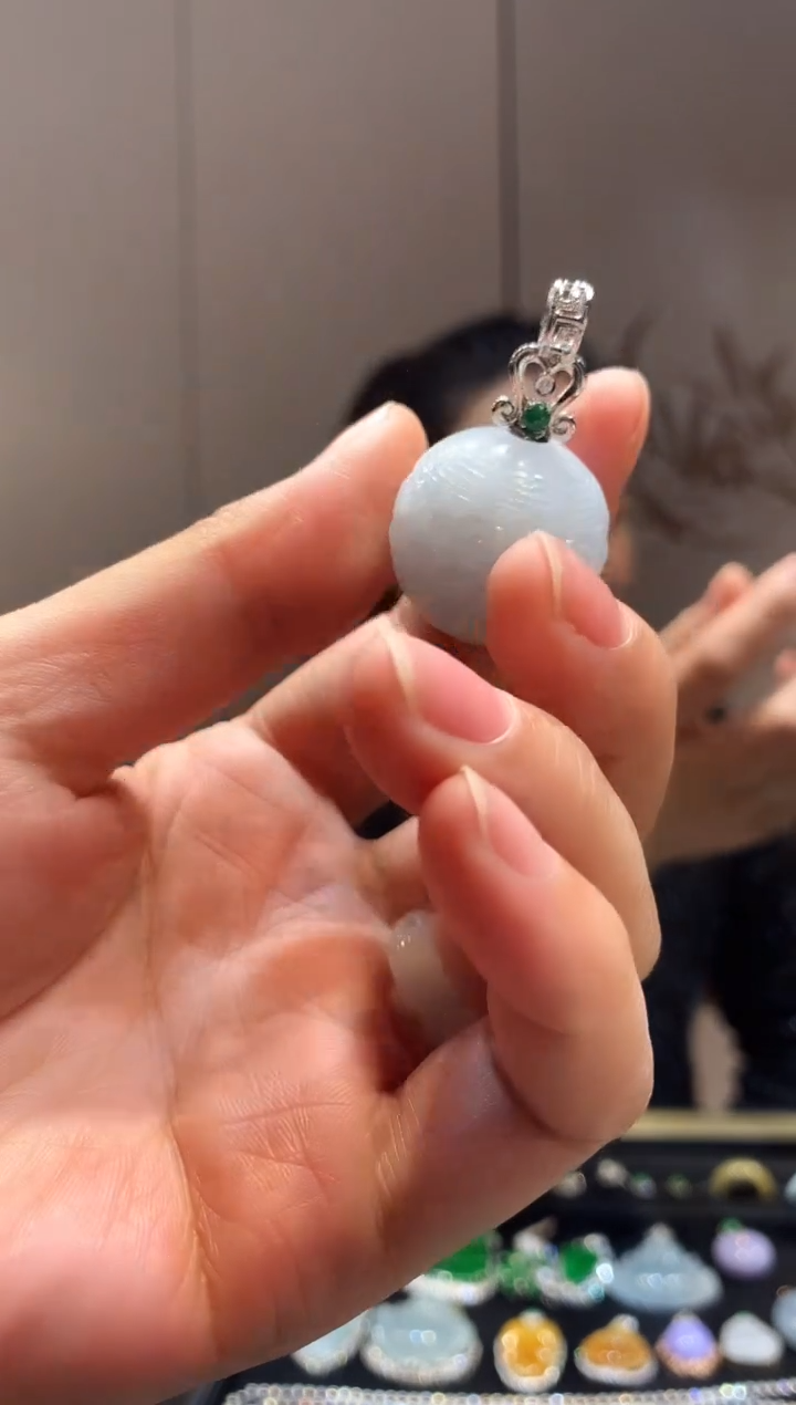 【闪购商品】翡翠吊坠(不含链)18K金镶嵌仿古圆球