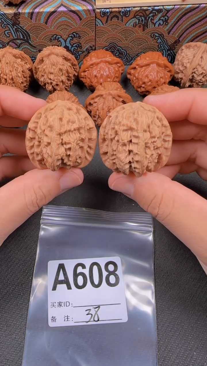 吊坠文玩核桃38白狮子608