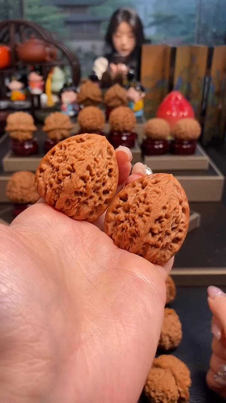 【闪购商品】文玩核桃吊坠H689南疆石40