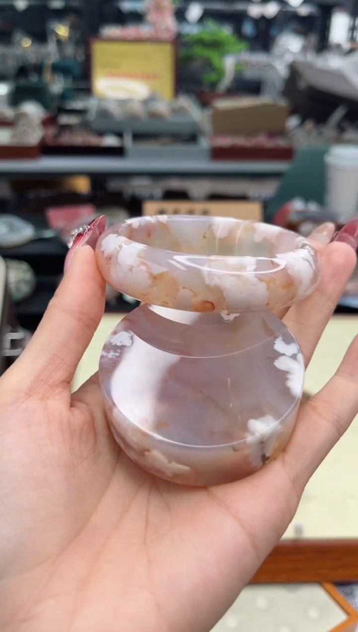 【闪购商品】石英质玉手镯未镶嵌58圈口（赠品镯心）6572412