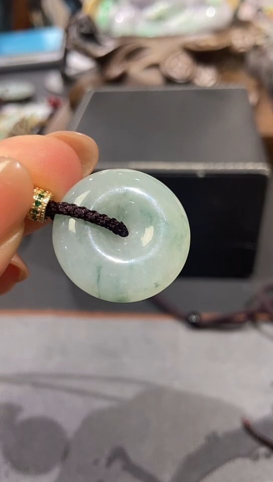 翡翠未镶嵌颈饰吊坠