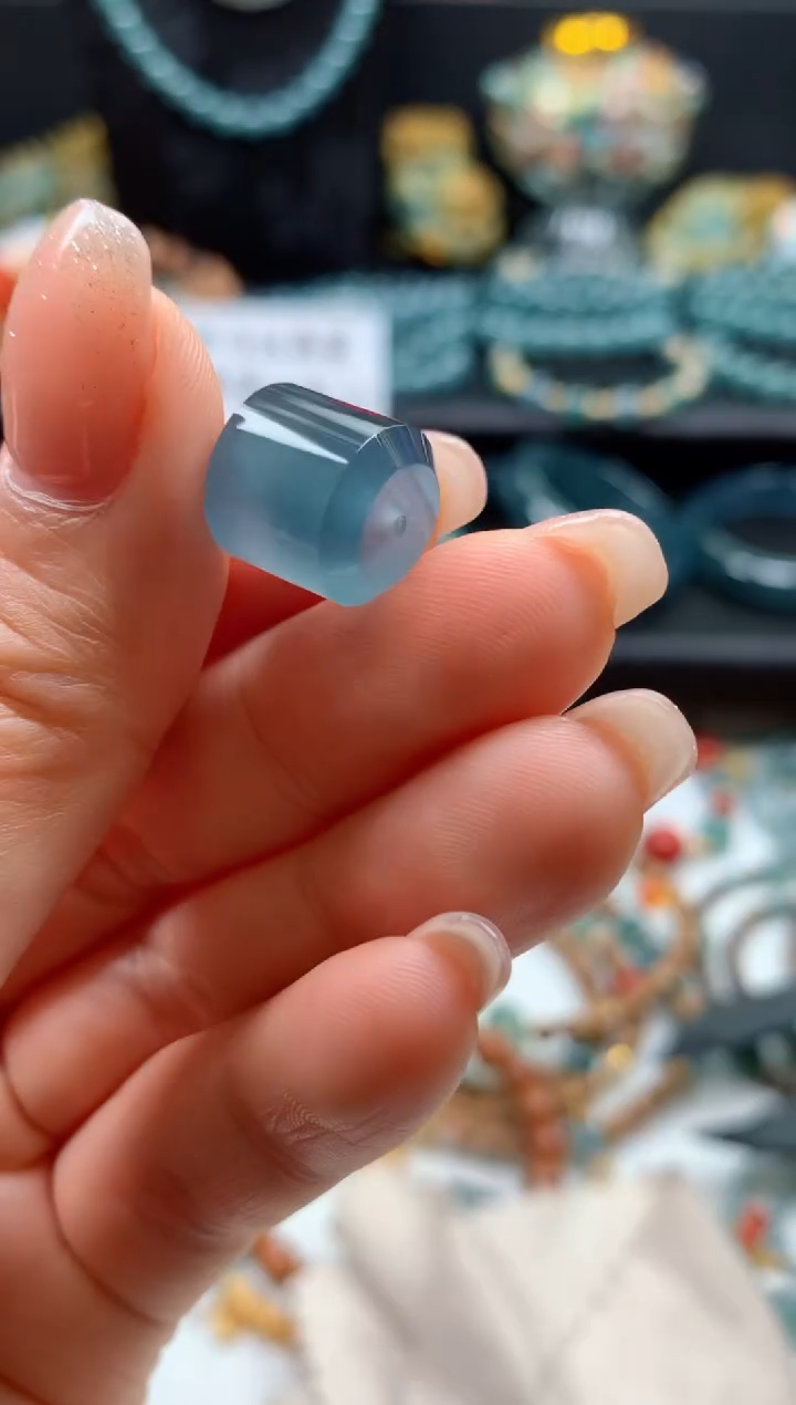 【闪购商品】翡翠颈饰未镶嵌0632401279