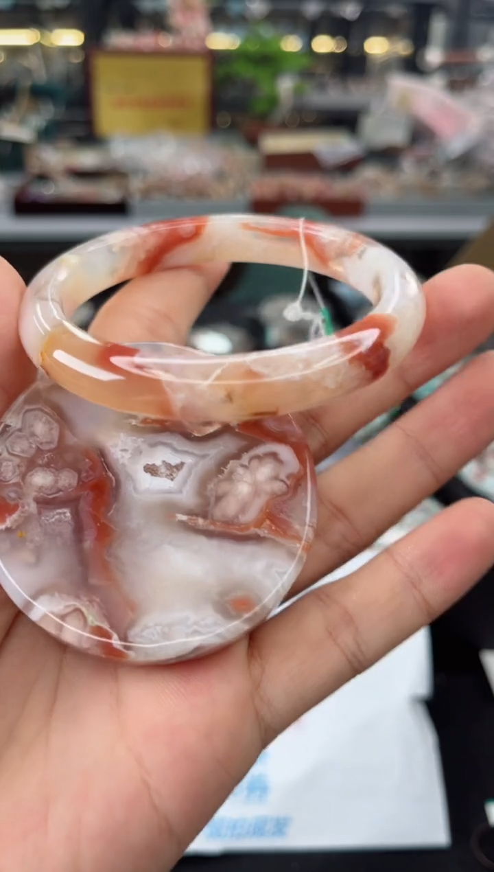 【闪购商品】石英质玉手镯未镶嵌62圈口（赠品镯心）6507195