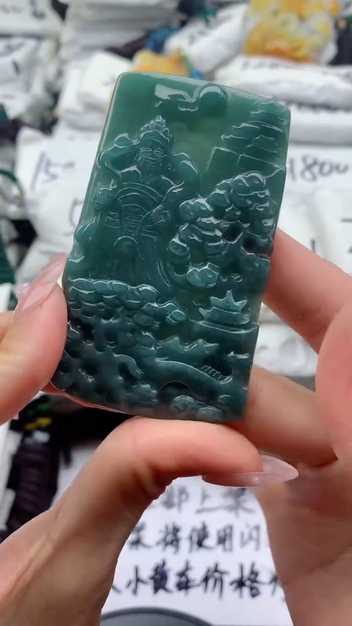 翡翠未镶嵌颈饰555555555555