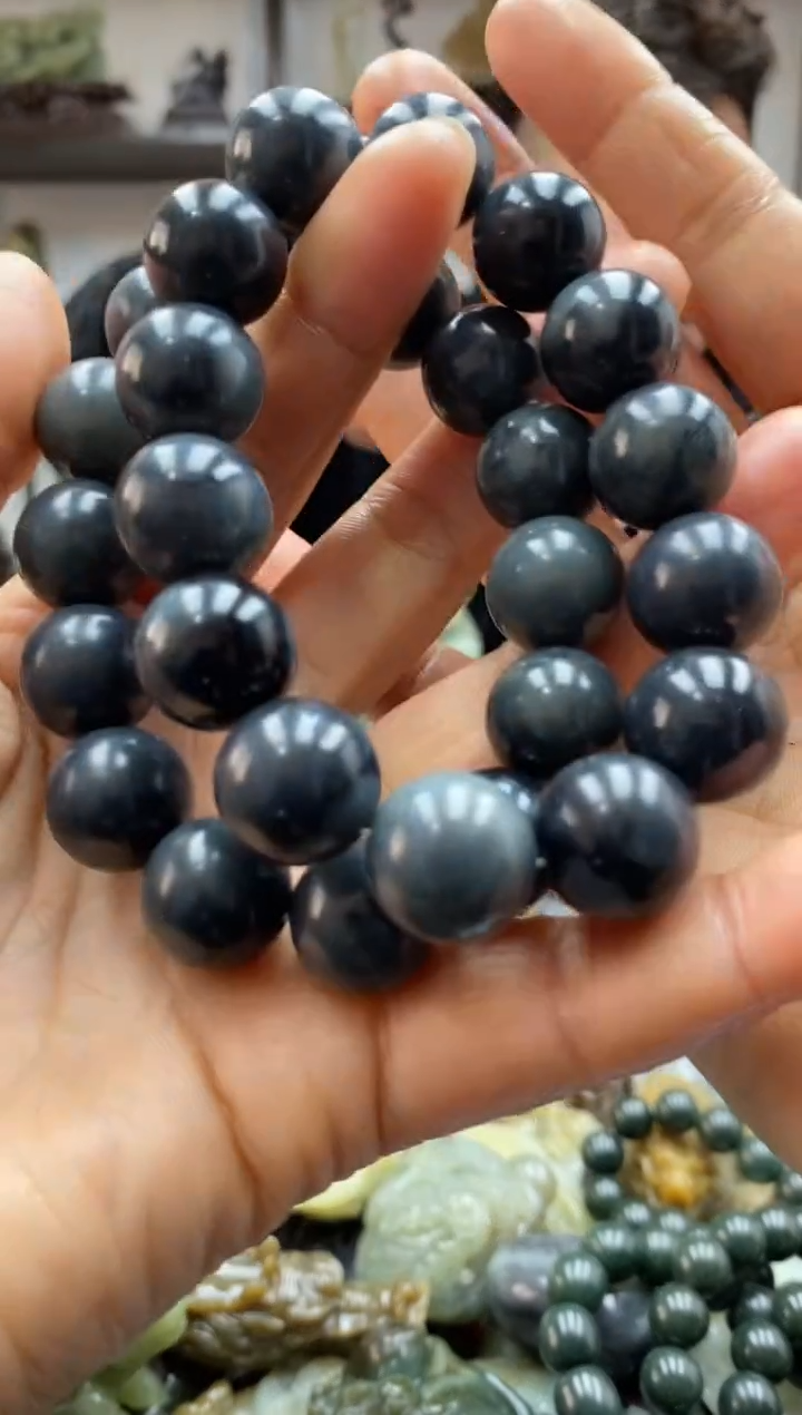 【闪购商品】和田玉手串未镶嵌16拍一发一，多样性发货