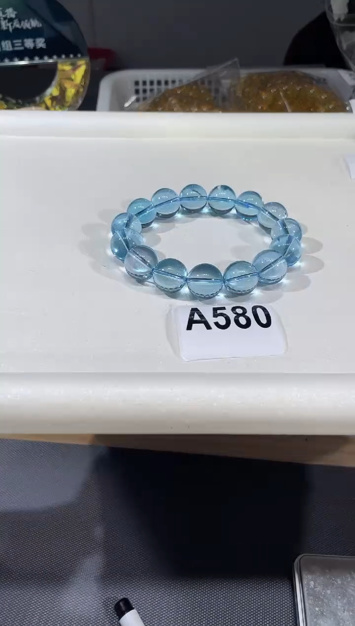 未镶嵌托帕石手链A580蓝托帕手链15+
