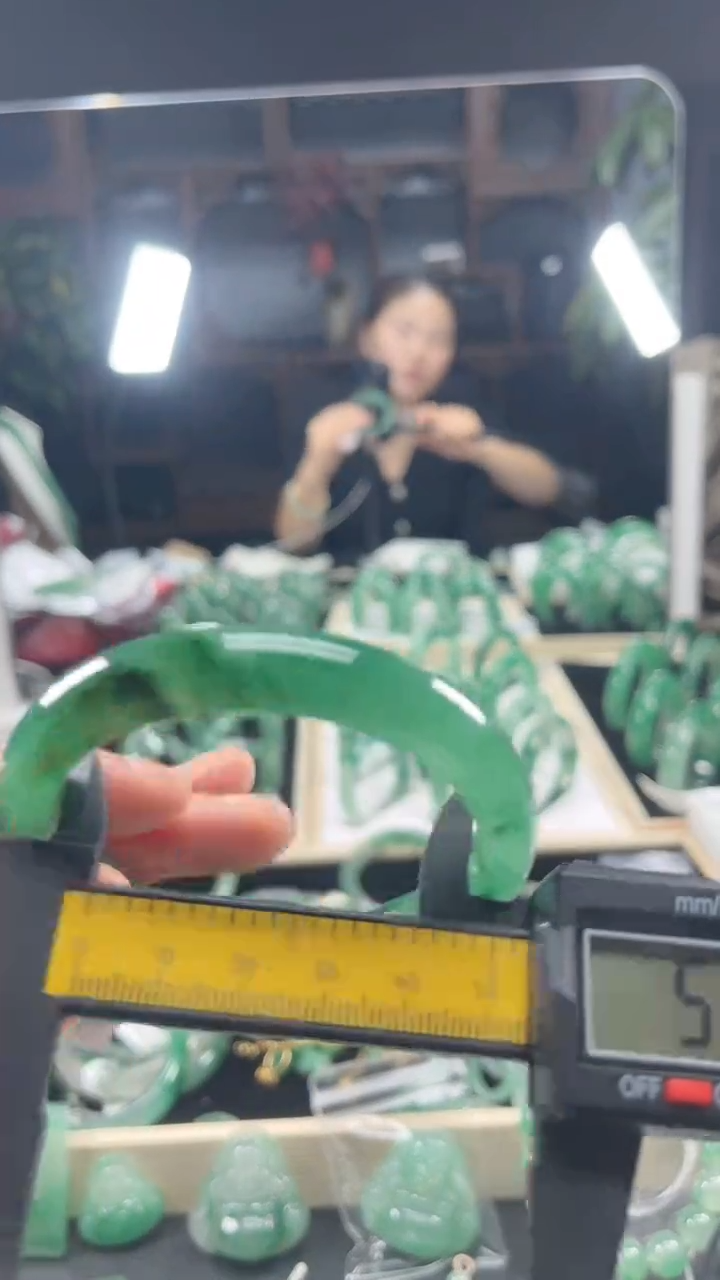 【闪购商品】石英质玉合金手镯手镯