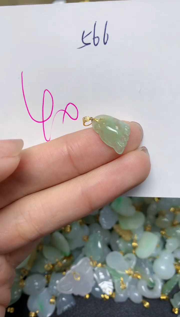 【闪购商品】翡翠颈饰18K金镶嵌 天然翡翠A货1