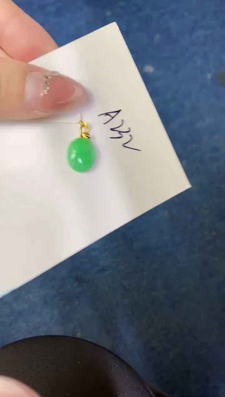 【闪购商品】翡翠颈饰18K金镶嵌000000000000