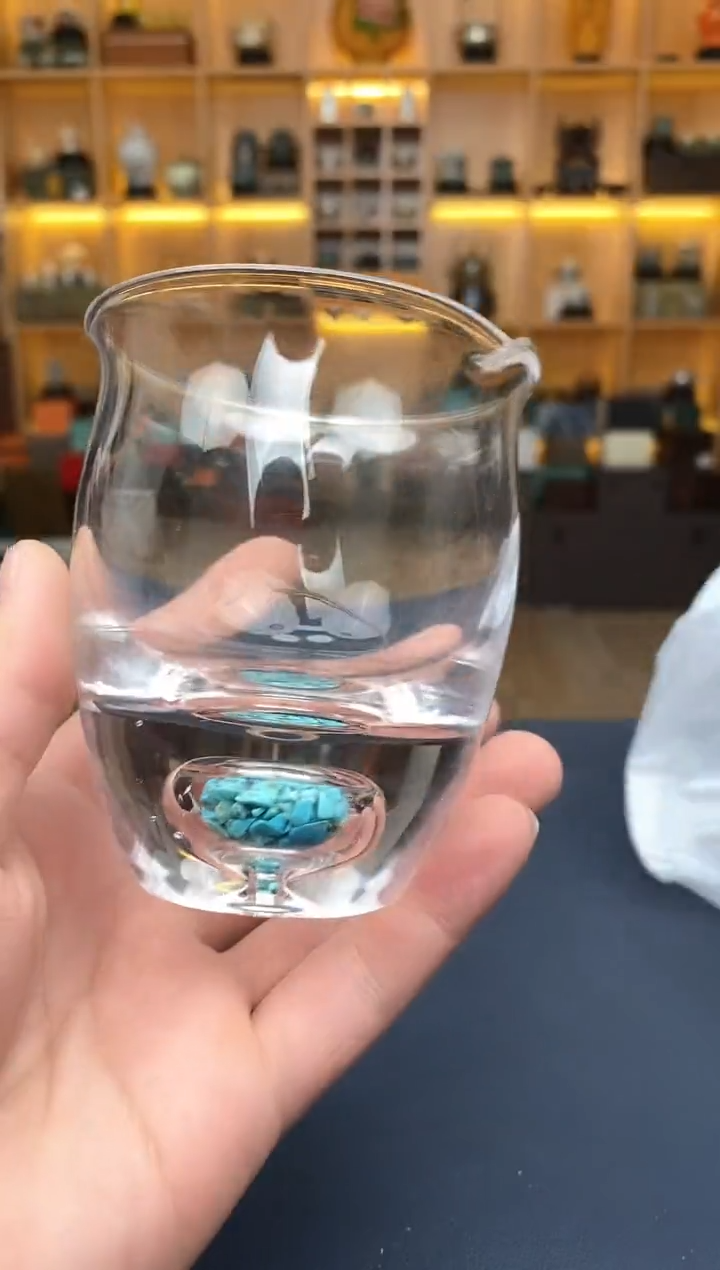 【闪购商品】撤柜高货，价格随便开@@G023