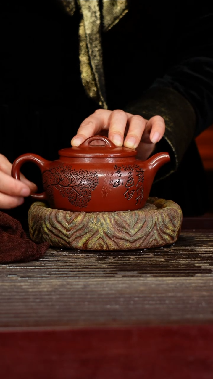 宜兴原矿紫砂壶茶壶宜兴原矿紫砂壶茶壶300C