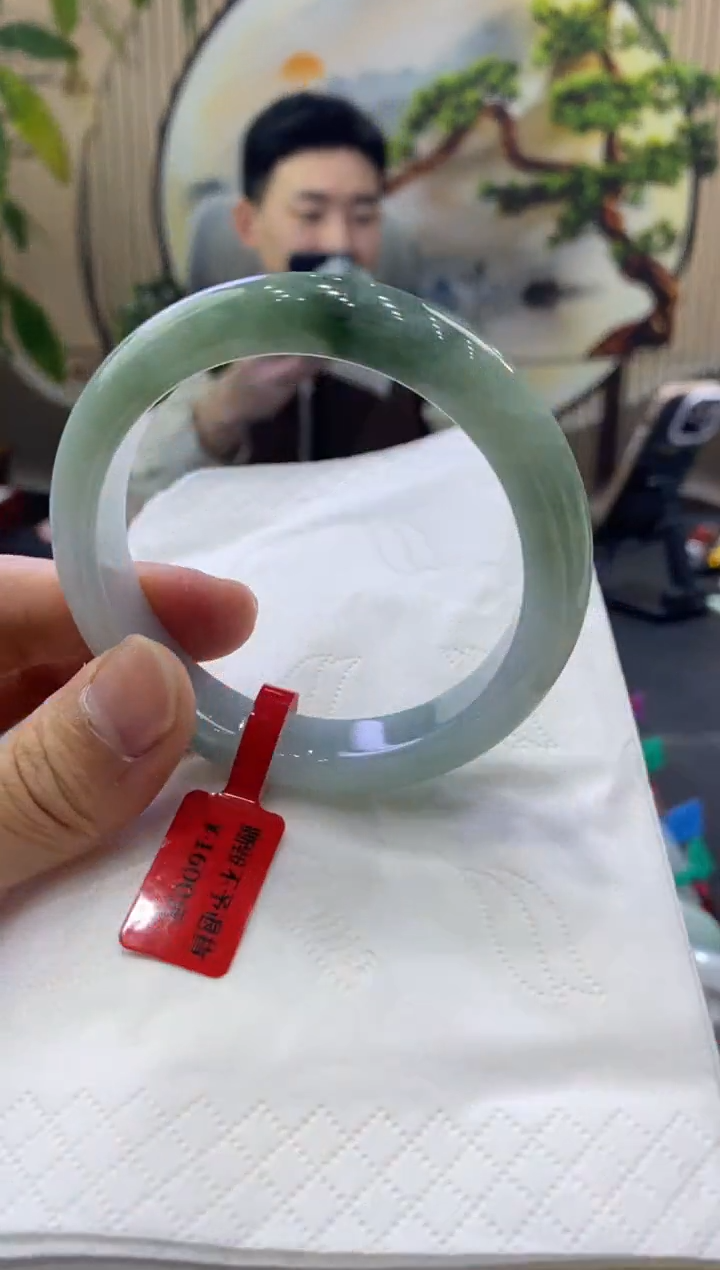 未镶嵌手镯翡翠9174