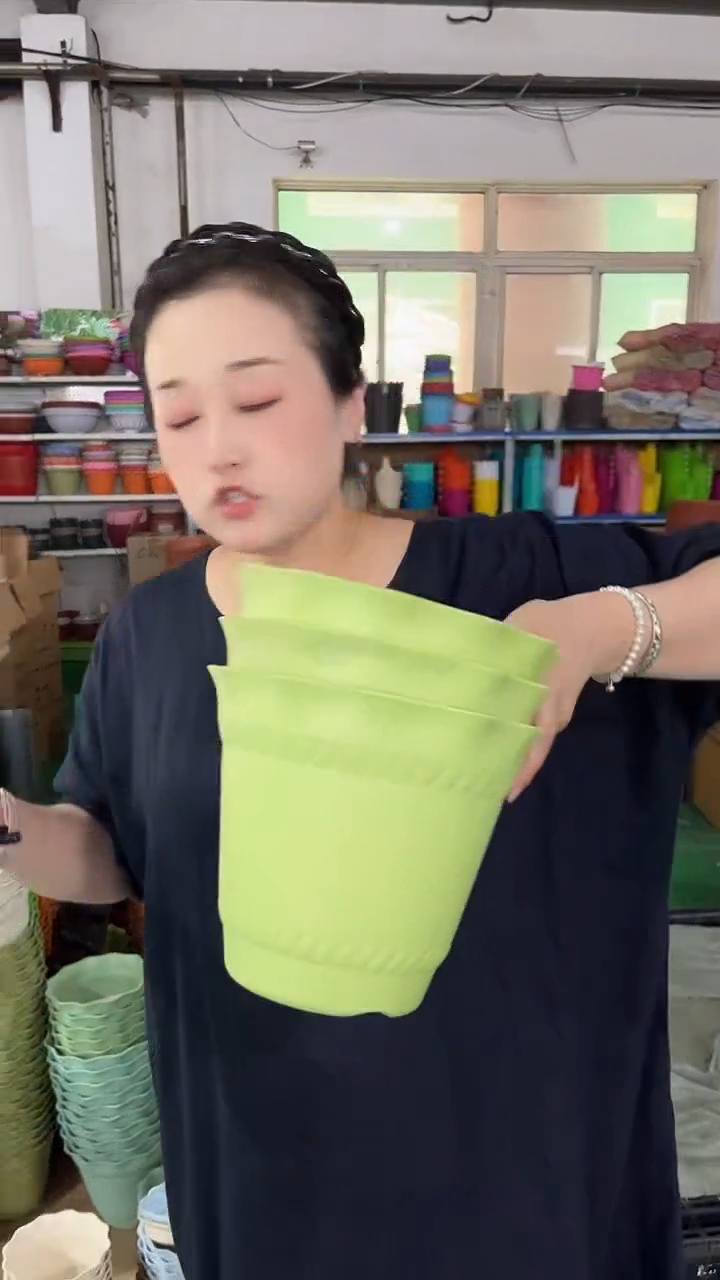 罗马盆砖红色19口径三个带托