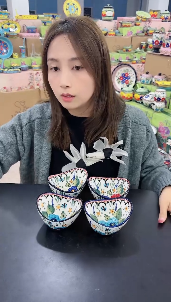 【闪购商品】瓷西里西亚-聚宝碟两红两蓝