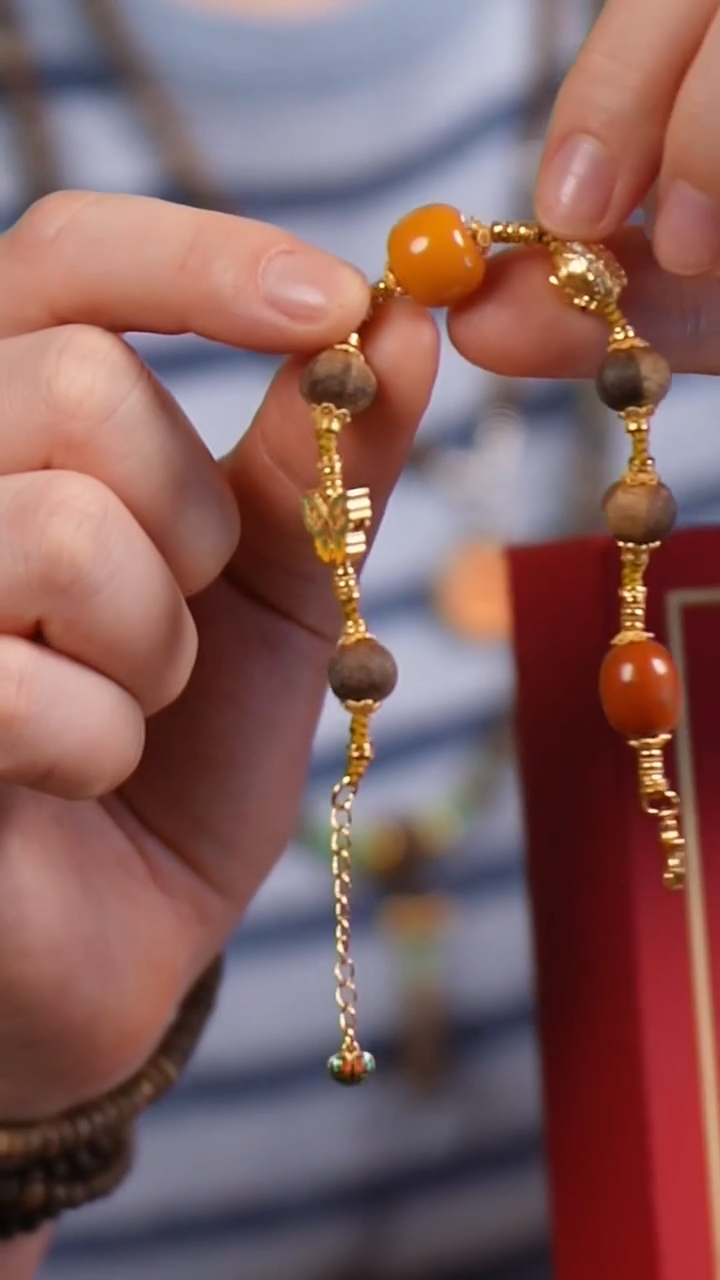 未镶嵌沉香手串L240596
